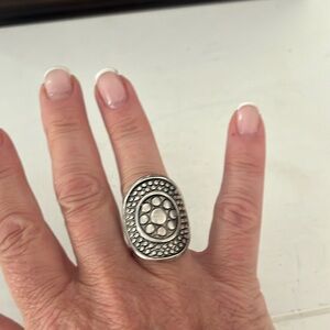 Fun silver ring !! 🤩🏝️🤩fourth of July sale 🇮🇹